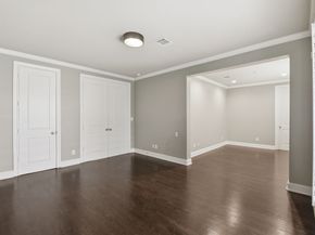 10933 Upland Park, Houston TX 77043