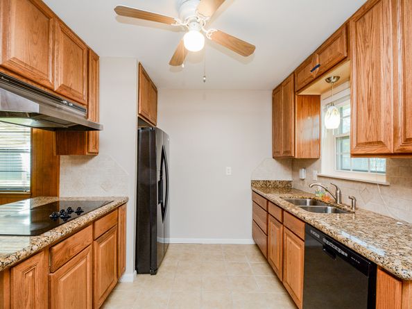 7435 Carew Street, Houston TX 77074