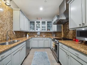 914 Main Street 1204, Houston TX 77002