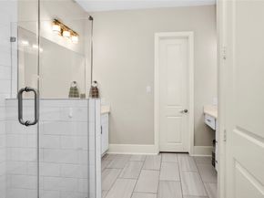 2020 Mcgowen Street 8E, Houston TX 77004