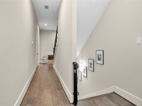 2020 Mcgowen Street 8E, Houston TX 77004