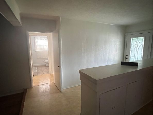 7931 Scanlock Street, Houston TX 77012