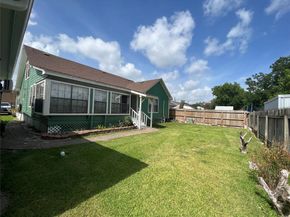 7931 Scanlock Street, Houston TX 77012