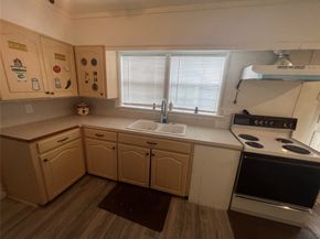 7931 Scanlock Street, Houston TX 77012