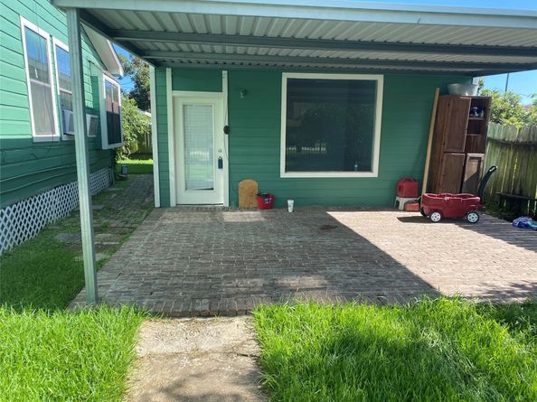 7931 Scanlock Street, Houston TX 77012