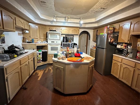 4718 Averill Street, Houston TX 77009