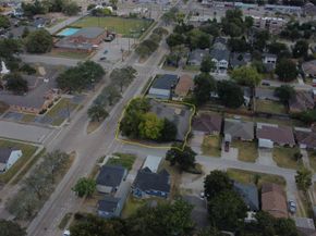 4718 Averill Street, Houston TX 77009