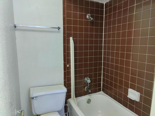 12618 Ashford Meadow A,B,C,D Drive, Houston TX 77082
