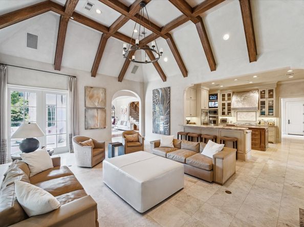 601 Lindenwood Drive, Houston TX 77024