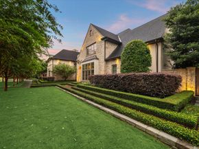 601 Lindenwood Drive, Houston TX 77024
