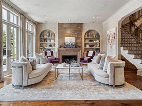 601 Lindenwood Drive, Houston TX 77024