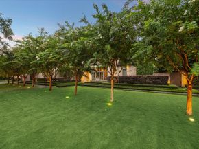 601 Lindenwood Drive, Houston TX 77024