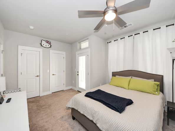 4819 Caroline Street 102, Houston TX 77004