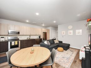 4819 Caroline Street 102, Houston TX 77004