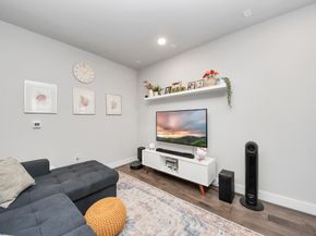 4819 Caroline Street 102, Houston TX 77004