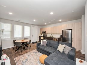 4819 Caroline Street 102, Houston TX 77004