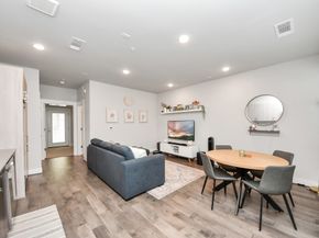 4819 Caroline Street 102, Houston TX 77004