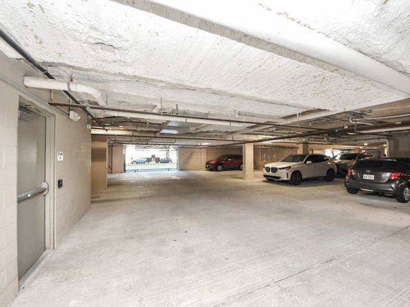 4819 Caroline Street 102, Houston TX 77004