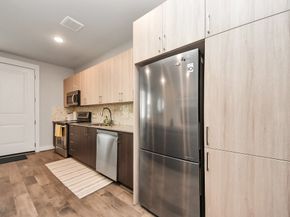 4819 Caroline Street 102, Houston TX 77004