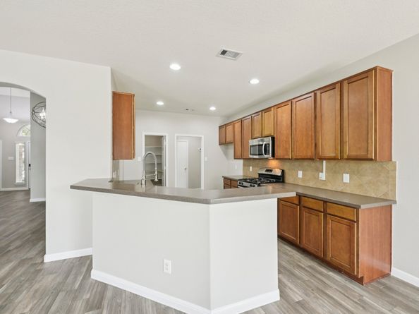9950 Valance Way, Conroe TX 77385
