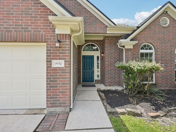 9950 Valance Way, Conroe TX 77385