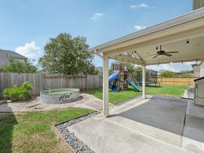 9950 Valance Way, Conroe TX 77385