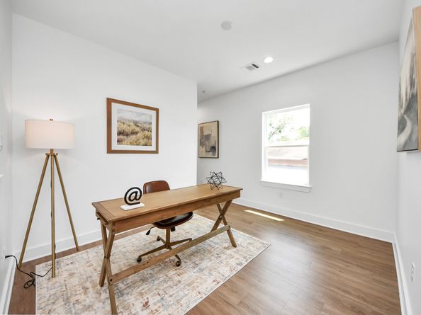 5029 Broom Street A, Houston TX 77091