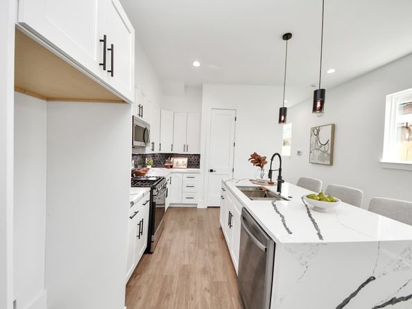 5029 Broom Street A, Houston TX 77091