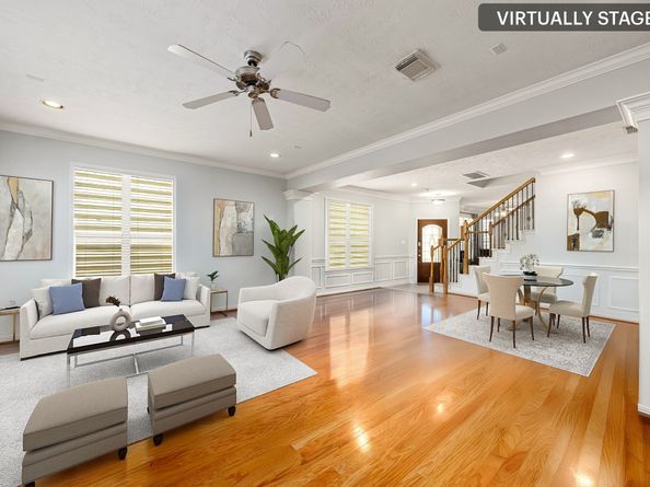 2634 Couch Street, Houston TX 77008