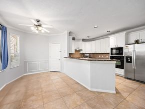 2634 Couch Street, Houston TX 77008