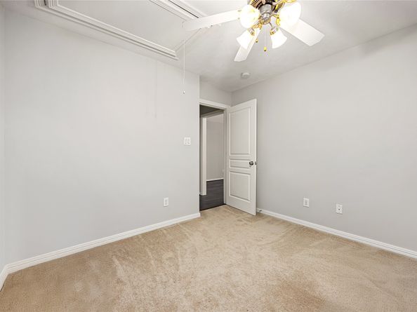 2634 Couch Street, Houston TX 77008