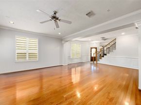 2634 Couch Street, Houston TX 77008