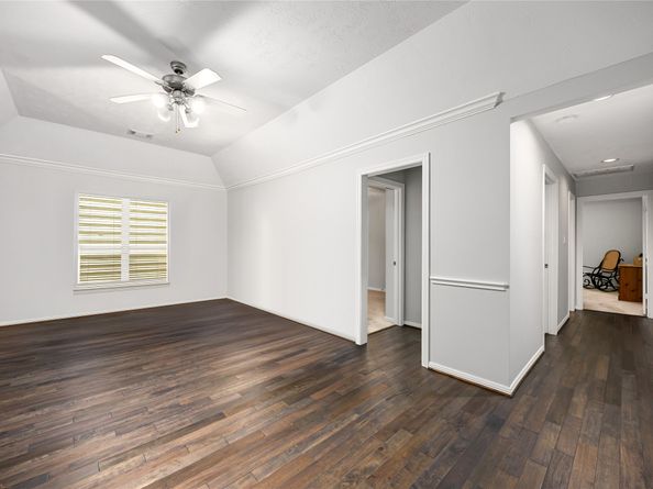 2634 Couch Street, Houston TX 77008