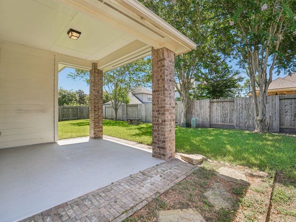 27515 Chris Ridge Court, Spring TX 77386