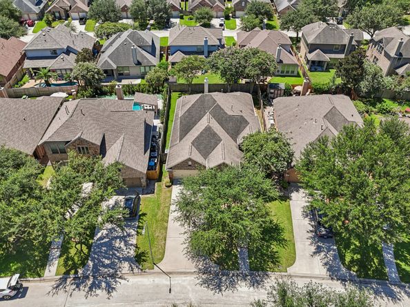 27515 Chris Ridge Court, Spring TX 77386
