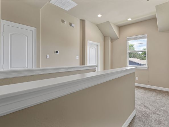 4827 Hardy Street, Houston TX 77009