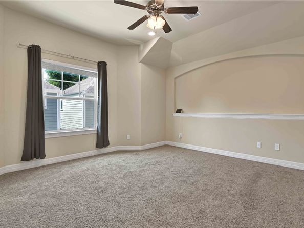 4827 Hardy Street, Houston TX 77009