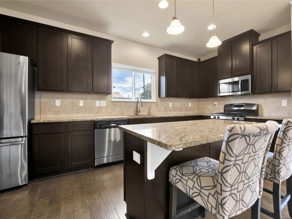 4827 Hardy Street, Houston TX 77009