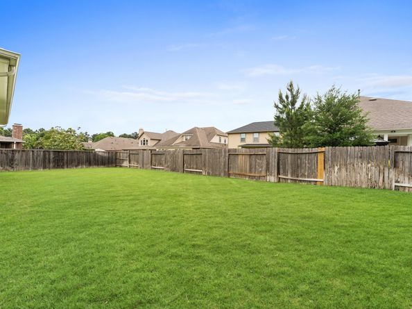 130 S Sawbridge Circle, Spring TX 77389