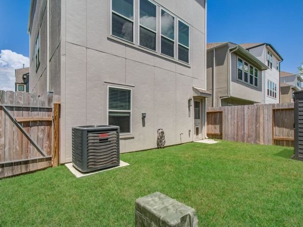 1912 Honey Mound Drive, Houston TX 77080