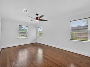 7758 Hereford Street, Houston TX 77087