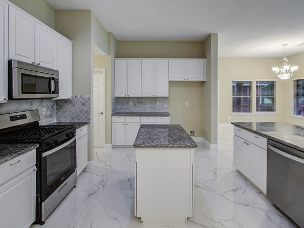 18327 Bluewater Cove Drive, Humble TX 77346