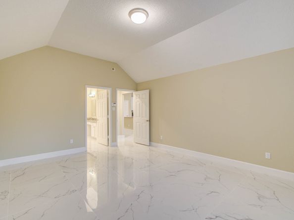 18327 Bluewater Cove Drive, Humble TX 77346