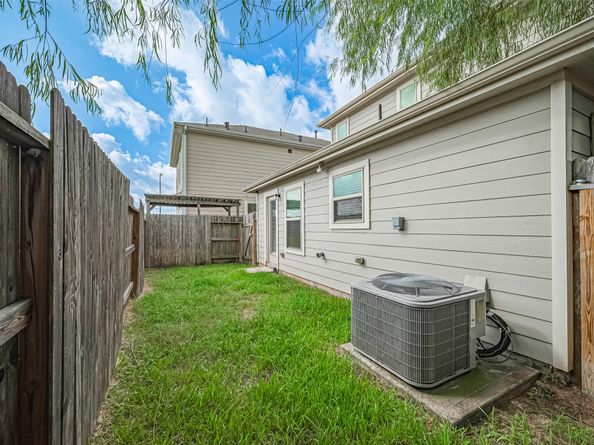 18804 Sinea Drive, Houston TX 77073