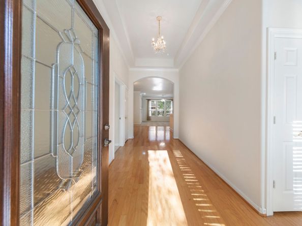 31 E Royal Mews, The Woodlands TX 77384