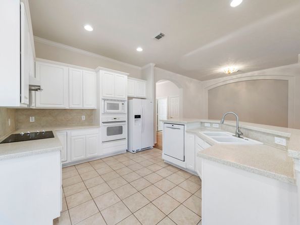 31 E Royal Mews, The Woodlands TX 77384