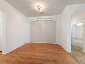 31 E Royal Mews, The Woodlands TX 77384