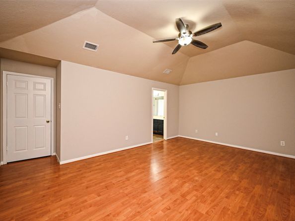 219 Rolling Plains Drive, Sugar Land TX 77479