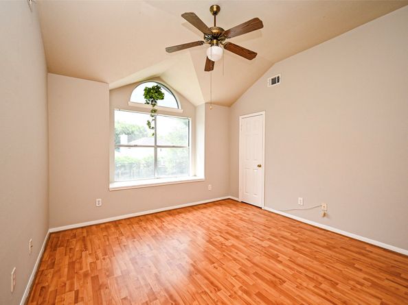 219 Rolling Plains Drive, Sugar Land TX 77479
