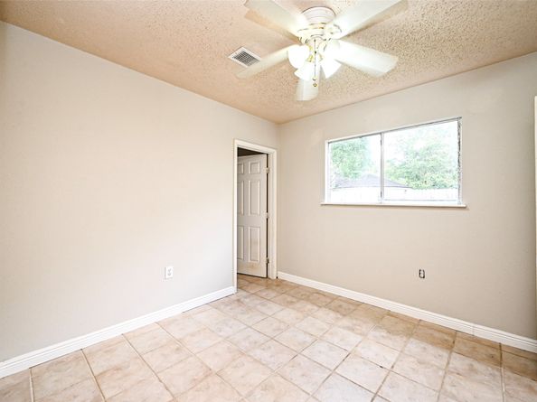 219 Rolling Plains Drive, Sugar Land TX 77479